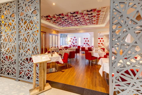 Mantra Charles Hotel - Whitsundays Accommodation 6