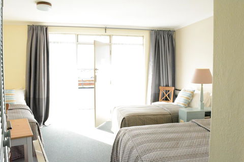 The Waterfront Wynyard - Whitsundays Accommodation 37