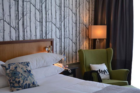 The Waterfront Wynyard - Whitsundays Accommodation 19