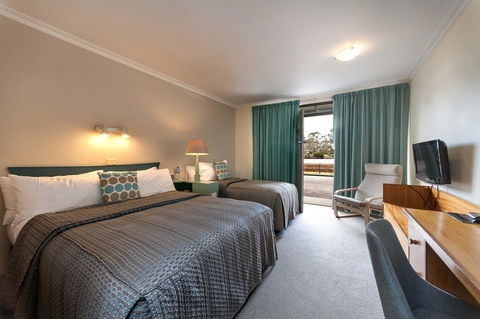 The Waterfront Wynyard - Whitsundays Accommodation 31