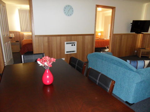 Driftwood Strahan Villas - Whitsundays Accommodation 17