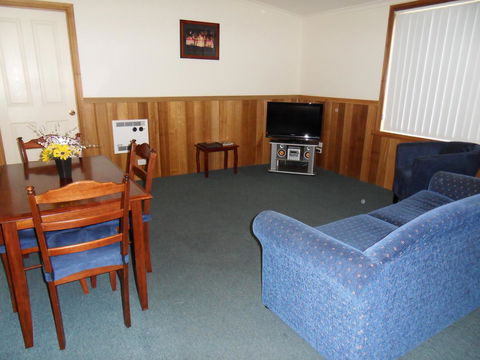 Driftwood Strahan Villas - Whitsundays Accommodation 16