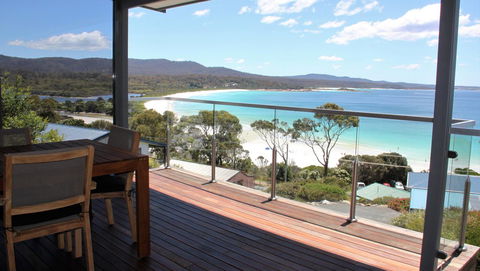 SEA EAGLE COTTAGE Amazing Views Of Bay Of Fires - Whitsundays Accommodation 20
