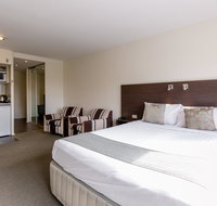 St Ives Motel Apartments - Whitsundays Accommodation