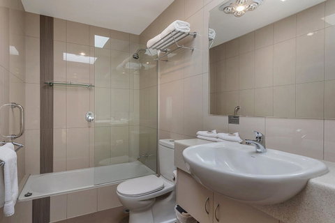 Bay View Villas - Whitsundays Accommodation 25