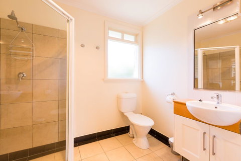 Graham Apartments - Whitsundays Accommodation 34