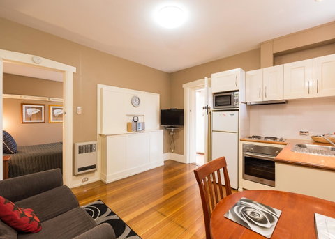 Graham Apartments - Whitsundays Accommodation 40