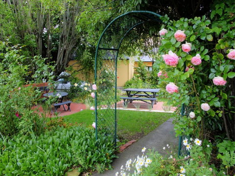 Graham Apartments - Whitsundays Accommodation 11