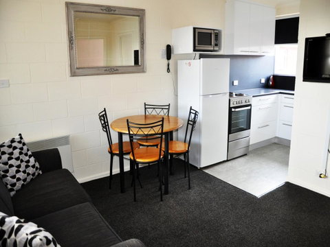 Graham Apartments - Whitsundays Accommodation 1
