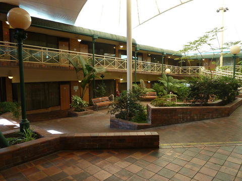 Mayfair Plaza Motel And Apartments - Whitsundays Accommodation 14