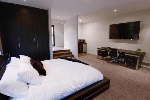 Amare Beachside Luxury - Whitsundays Accommodation 11
