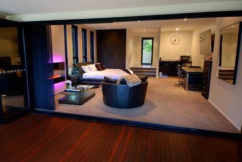 Amare Beachside Luxury - Whitsundays Accommodation 18
