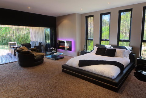Amare Beachside Luxury - Whitsundays Accommodation 10