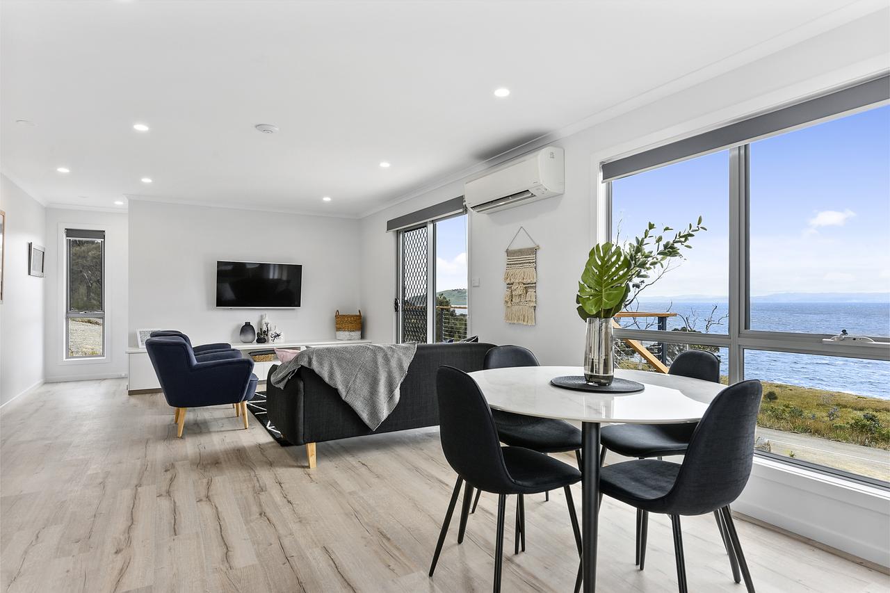 White Beach TAS Whitsundays Accommodation