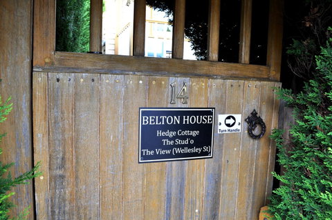 Belton Apartments-Hedge Cottage - Whitsundays Accommodation 21