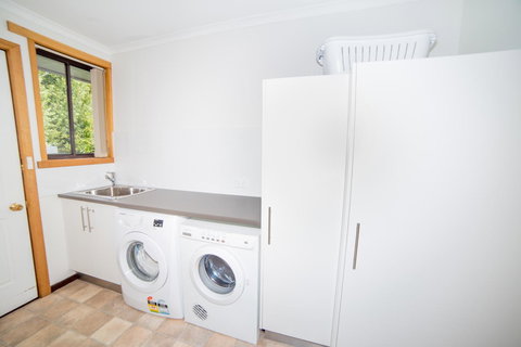 Swansea Beach House Oceanfront - Whitsundays Accommodation 18