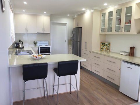 Swansea Beach House Oceanfront - Whitsundays Accommodation 12