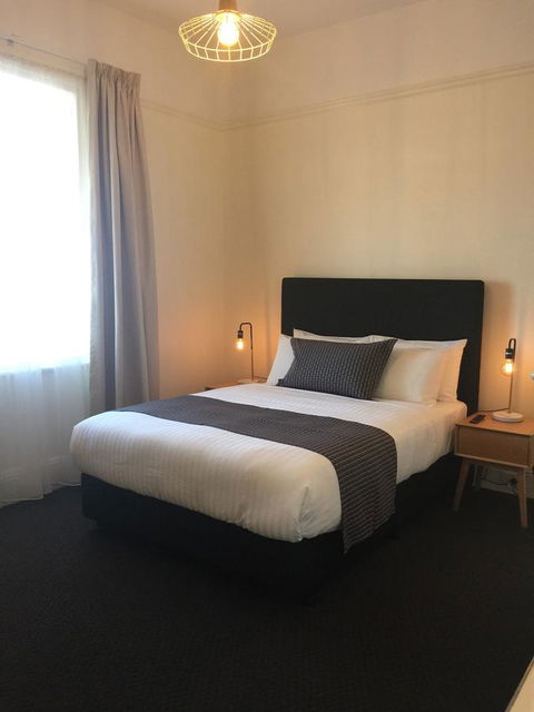 Grosvenor Court Apartments - Whitsundays Accommodation 24