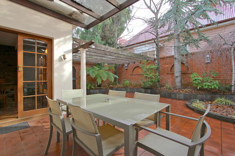 Grosvenor Court Apartments - Whitsundays Accommodation 18