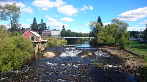 Mountain Blue Guest House - Whitsundays Accommodation 25