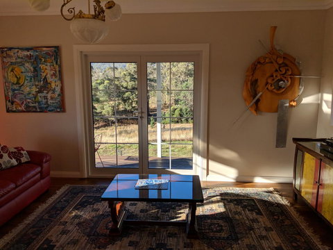 Mountain Blue Guest House - Whitsundays Accommodation 4