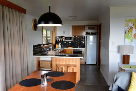Beach Break Bicheno - Whitsundays Accommodation 9