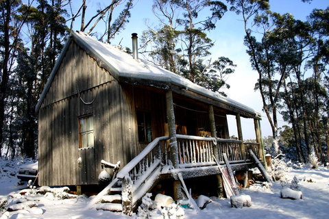 Cradle Mountain Love Shack - Whitsundays Accommodation 9