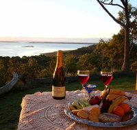 Island View Spa Cottage - Whitsundays Accommodation