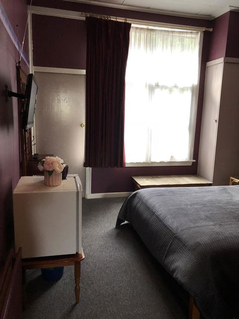 Mount Black Lodge - Whitsundays Accommodation 9