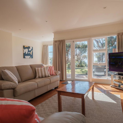 Cod Rock Point - Whitsundays Accommodation 17