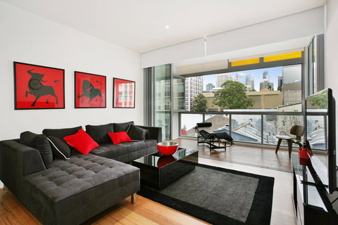 New York On Riley - Split-Level Executive 2BR Darlinghurst Apartment With A New York Feel - Whitsundays Accommodation 1