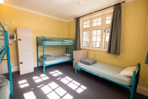 Newcastle Beach YHA - Whitsundays Accommodation 2