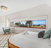 Newcastle Executive Homes - Oceanview Terrace - Whitsundays Accommodation