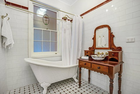 Newcastle Executive Homes - Oceanview Terrace - Whitsundays Accommodation 2