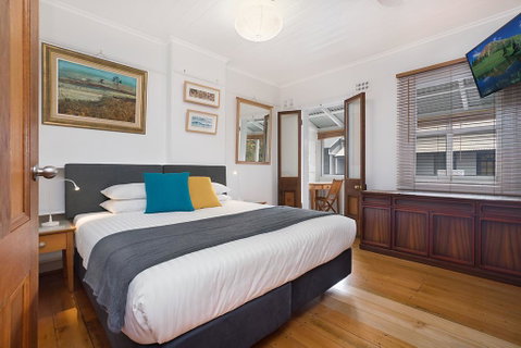 Newcastle Short Stay Apartments - 9 Alfred Street - Whitsundays Accommodation 0