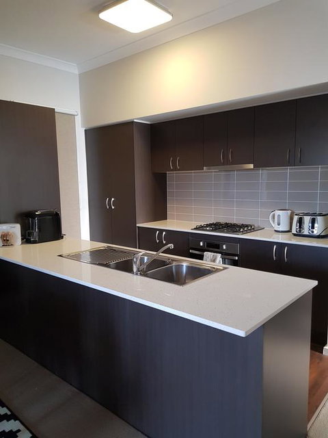 Newly Built - Blue On Cooper - Whitsundays Accommodation 2