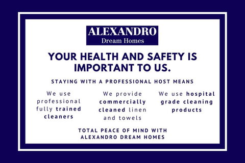 Newly Renovated Dream Mansion - In The Heart Of The City - Whitsundays Accommodation 1