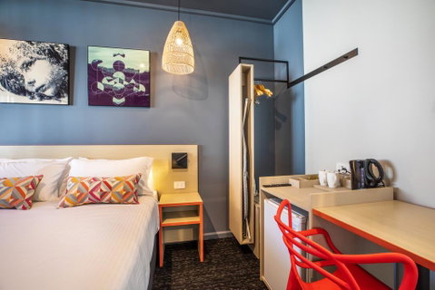 Nightcap At Monash Hotel - Whitsundays Accommodation 2