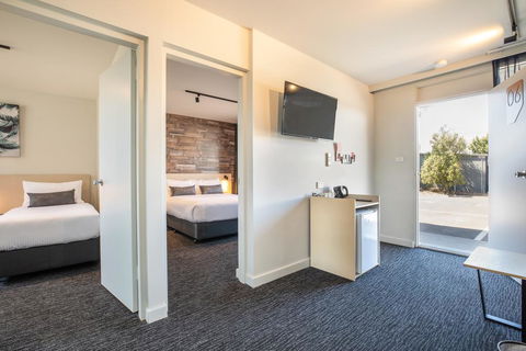 Nightcap At Westside Hotel - Whitsundays Accommodation 3