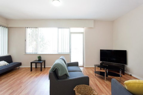 Nights On Broadway - Close To River, UWA & Hospitals - Whitsundays Accommodation 2