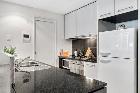 Nook Melbourne Apartments - Russell Street - Whitsundays Accommodation 2