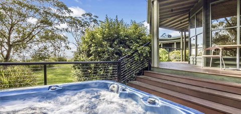 Noonaweena - Whitsundays Accommodation 1