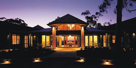Noonaweena - Whitsundays Accommodation 0