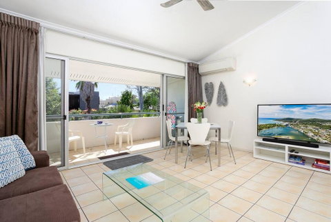 Noosa Retreat - Whitsundays Accommodation 1