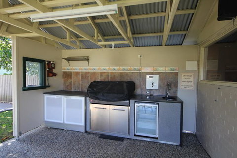 NORTH HEAVEN STATION 28 Alma St, North Haven - Whitsundays Accommodation 3