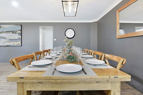 Nulkaba House  -  Sleeping In Style - Whitsundays Accommodation 1