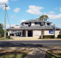 Oakey Motor Inn - Whitsundays Accommodation