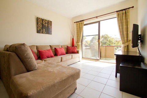 Oaks Apartment At Dee Why Beach - Whitsundays Accommodation 0