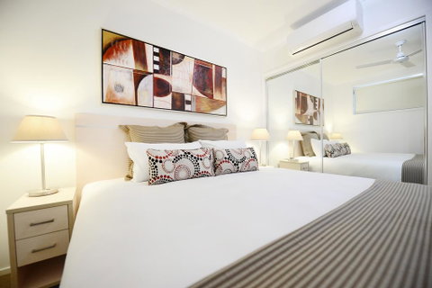Oaks Moranbah Suites - Whitsundays Accommodation 1