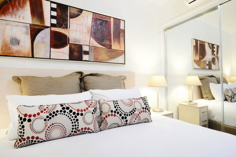 Oaks Moranbah Suites - Whitsundays Accommodation 2